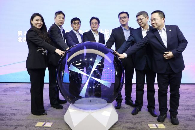 亚洲国产精品嫩草影院久久av