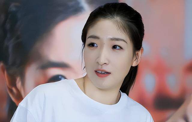 亚洲欧美日韩国产一区二区三区精品