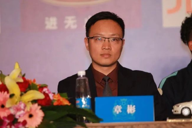 伊人网在线视频观看